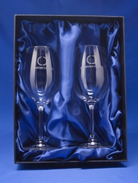 b40415-350_3-wine-glasses-pair-with-gift-box.jpg