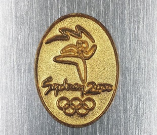 badge-metal-1-sydney-olympics.jpg