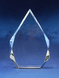 ic06_crystal-trophies-1.jpg