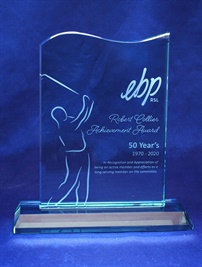 jg25_glass-trophy-sydney.jpg