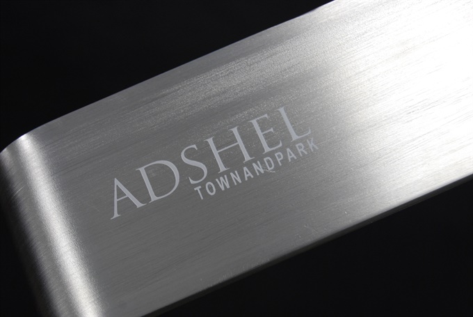 (tba)_industrial-engraving-adshel2.jpg