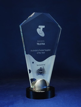 1209_glass-trophy.jpg