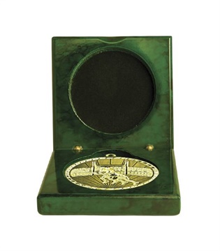 14031GN_Medal_Case_50_EV.jpg