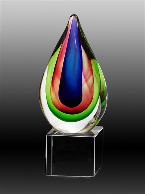 CL21_CrystalTrophyBlownGlass.jpg