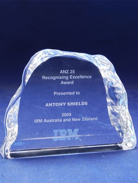 OCVV92_CrystalTrophyIBM.jpg