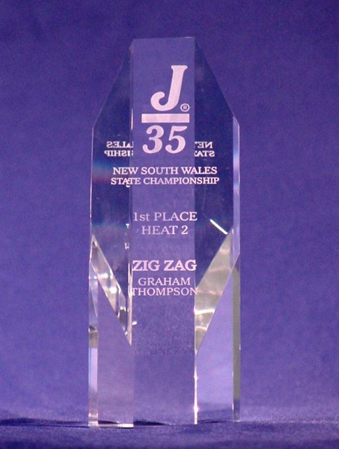 oe025_discount-crystal-trophies.jpg