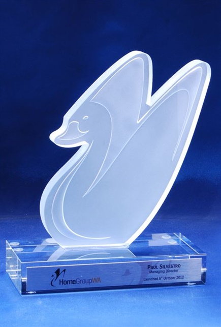 SHASWAN_CustomGlassSwan.jpg