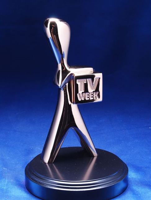 TVWEEKLOGIE_Custom_TrophyLogies.jpg