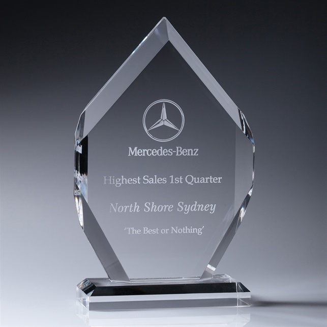 ac163_discount-acrylic-trophies.jpg
