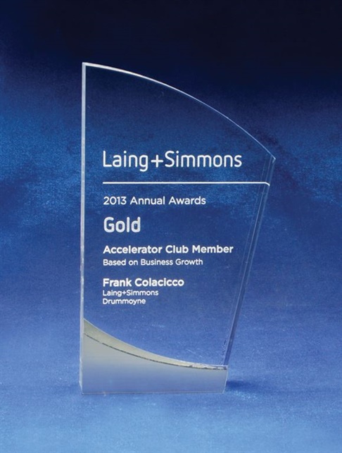 aca4-lp-180_acrylic-trophy-with-metalex-facia.jpg