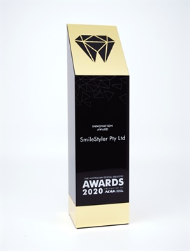 adia_custom-crystal-award-1.jpg