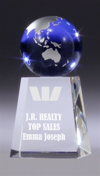 bg122_discount-crystal-globe-trophies.jpg