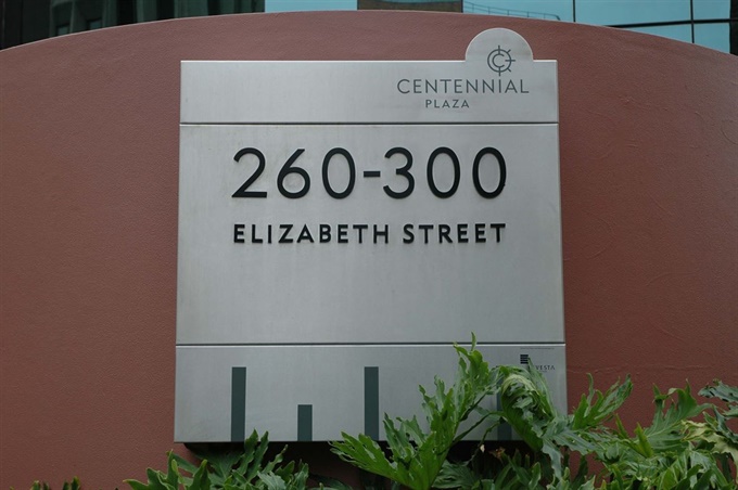 building-signage-centennial-plaza-signs-(2).jpg