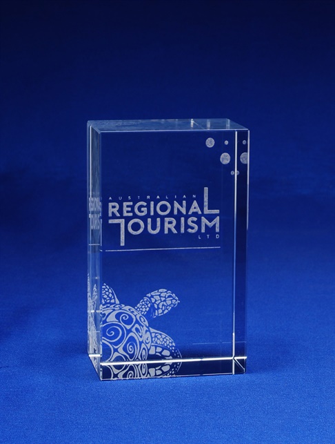 cb13_crystal-trophy.jpg