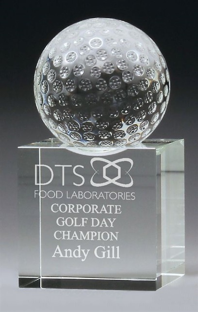 cn17_golf-trophies.jpg