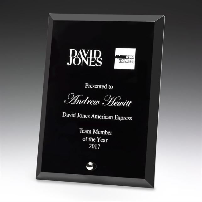 dy70_discount-glass-trophies.jpg