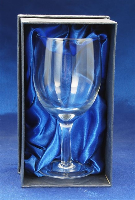 gp06_red-wine-glass.jpg