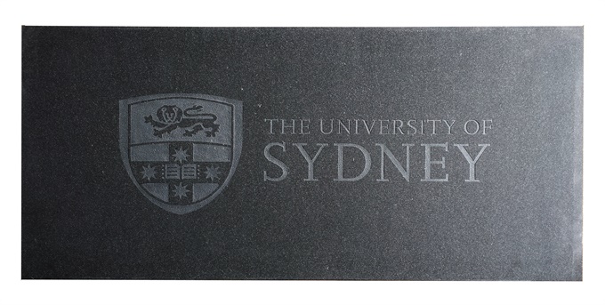 granite-engraving_university-of-sydneythumb.jpg