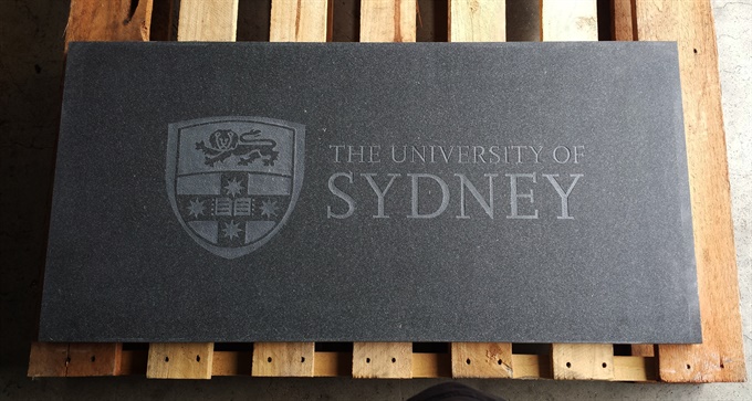 granite-engraving_university-of-sydney-on-pal.jpg