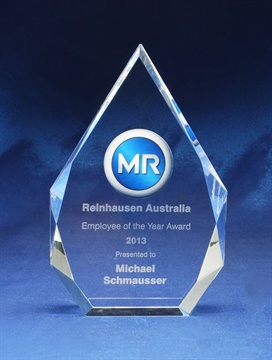 ic06_crystal-trophies.jpg