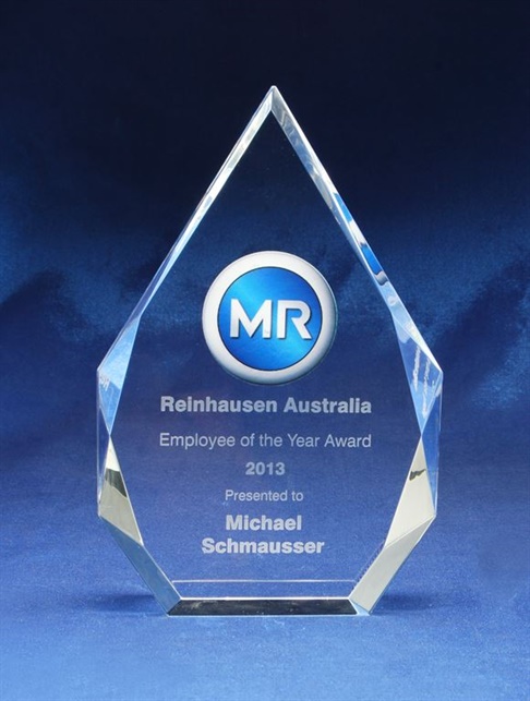 ic06_crystal-trophies.jpg