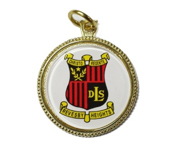 il22g_pendant-badge.jpg