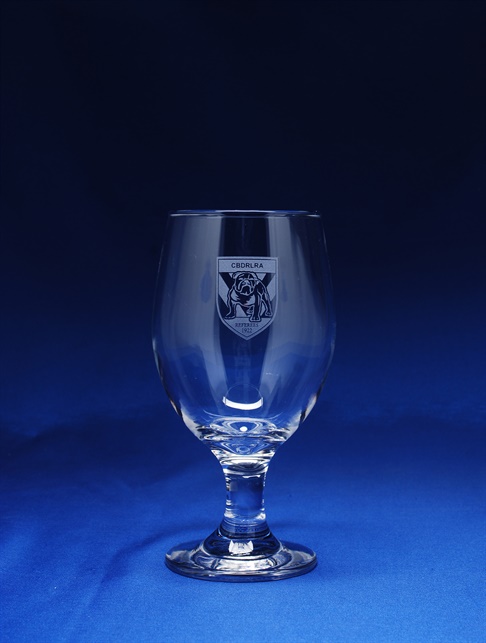 jbg415_beer-glass-with-stem.jpg