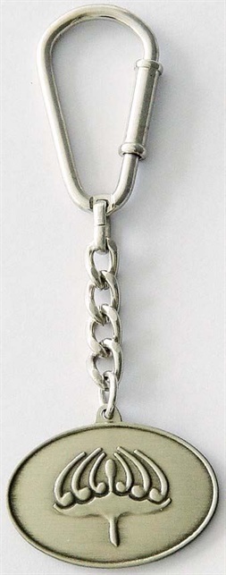 kr-cast_1-promotional-key-rings-giant.jpg