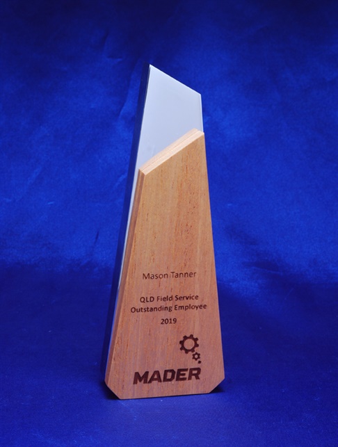 mwa1_timber-over-metal-contemporary-award.jpg