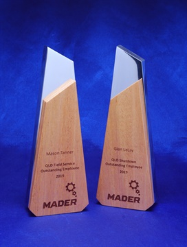 mwa1_timber-over-metal-contemporary-award.jpg