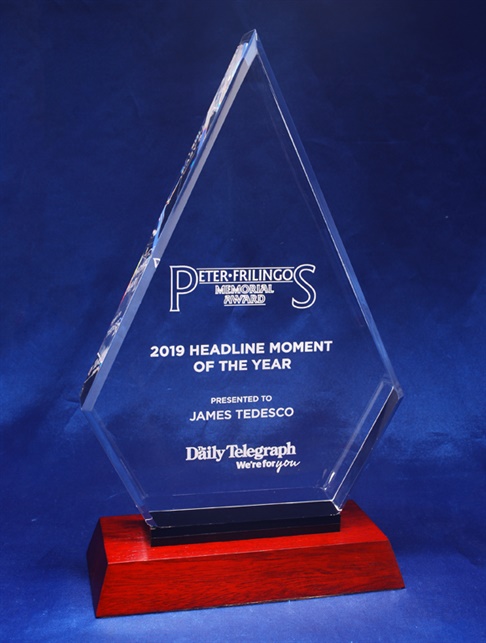 nl-dallym_peter-frilingos-acrylic-trophy-1.jpg