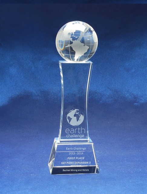 oc-wgt_crystal-globe-awards-1.jpg