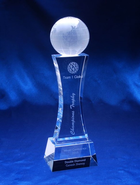 oc-wgt_crystal-globe-awards-1.jpg