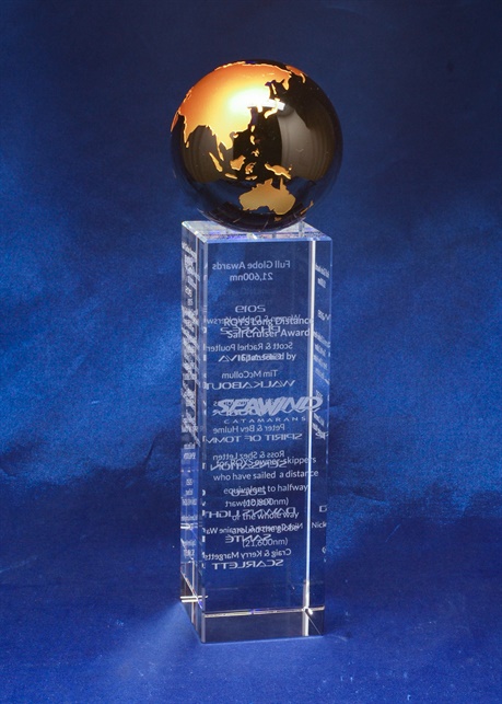 occ-gb19_gold-blue-crystal-world-globe-award.jpg