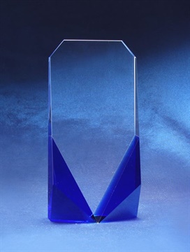 oe047_crystal-trophies.jpg