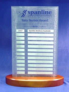 ptfg1_perpetual-glass-trophy.jpg