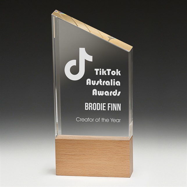 qt07_discount-crystal-glass-trophies.jpg