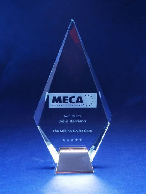 si04a_crystal-trophy-meca.jpg