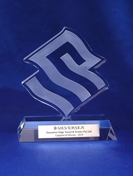 silversea_custom-cut-out-crystal-award.jpg