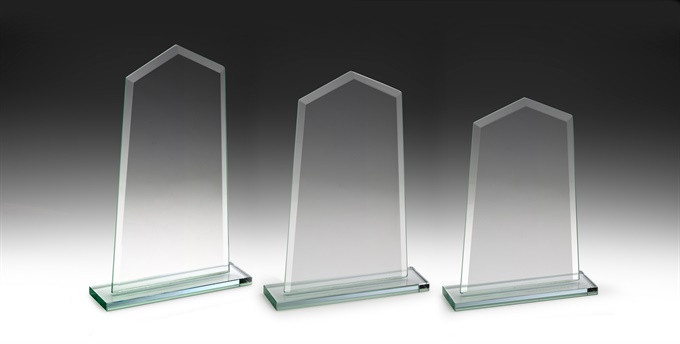 w806_discount-glass-trophies-1.jpg