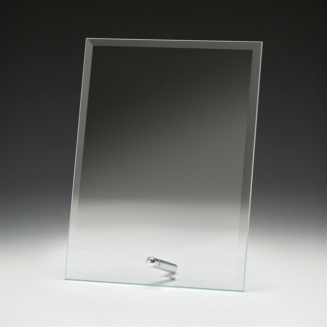 wp51_discount-glass-trophies.jpg