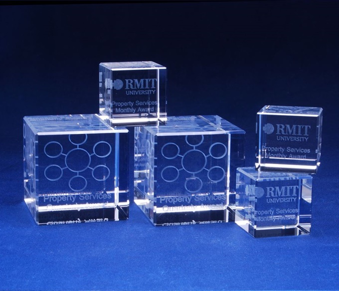 cube-crystal-laser-engraved-3d-rmit