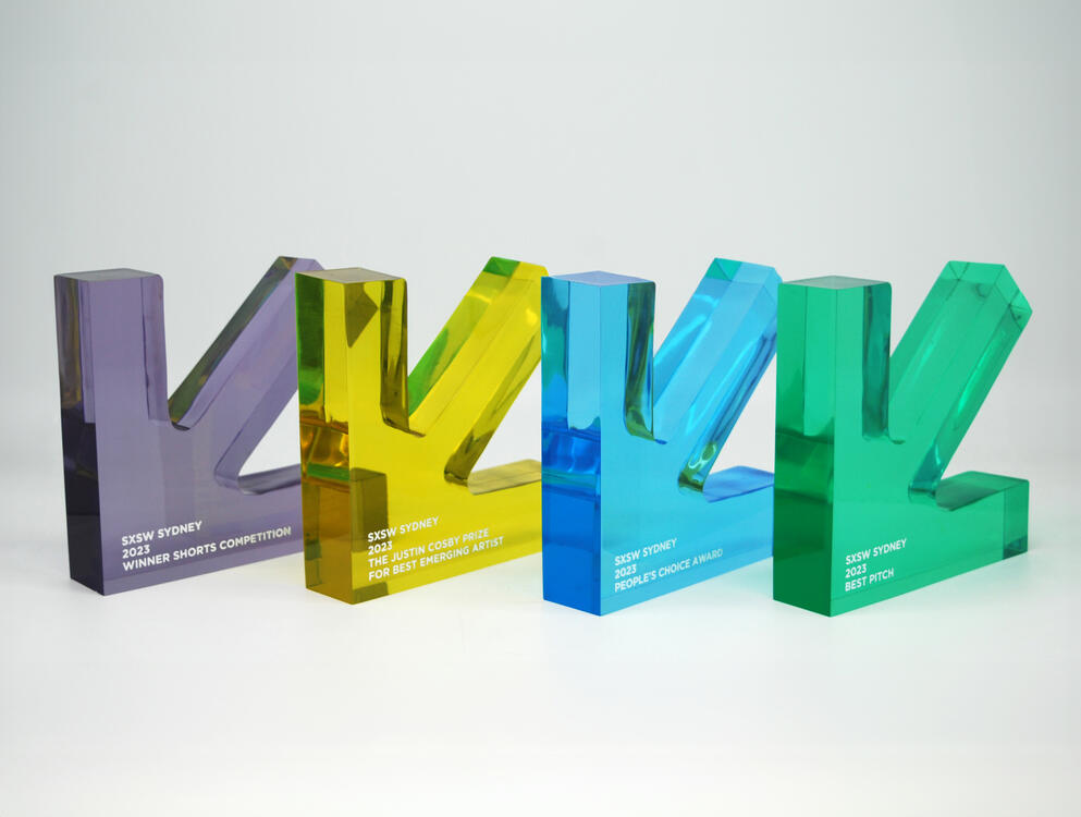 custom1-coloured-resin-sxsw-sydney-digital-print-arrow-awards-collection1