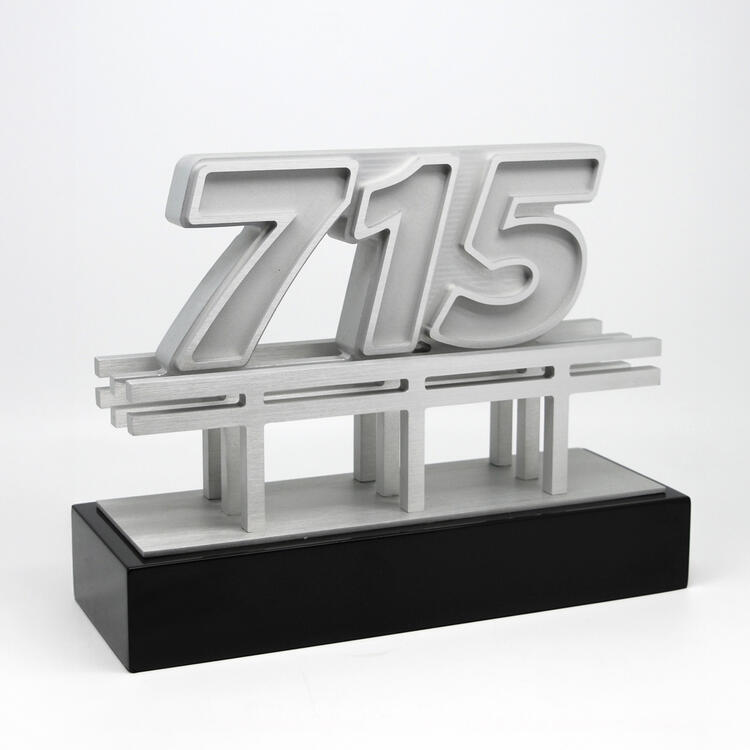 ghnsw-lb715-trophy-custom-award-1